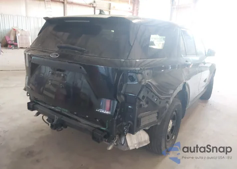 2023 Ford Police Interceptor z USA, uszkodzony, nr VIN 1FM5K8AB0PGC20430